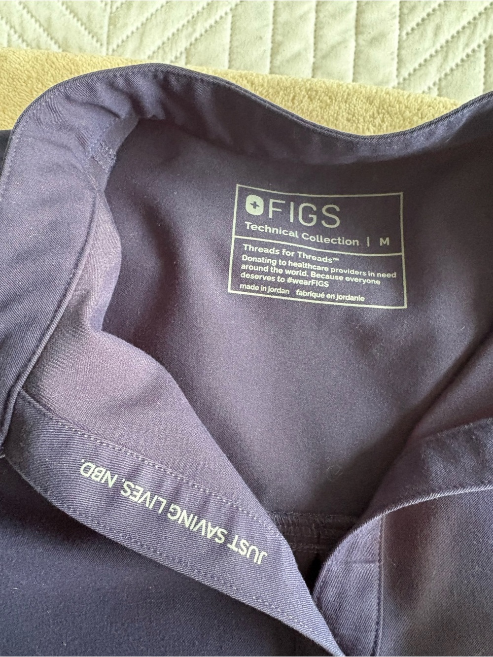 Figs Rafaela Scrub Top - M - Picture 4 of 4
